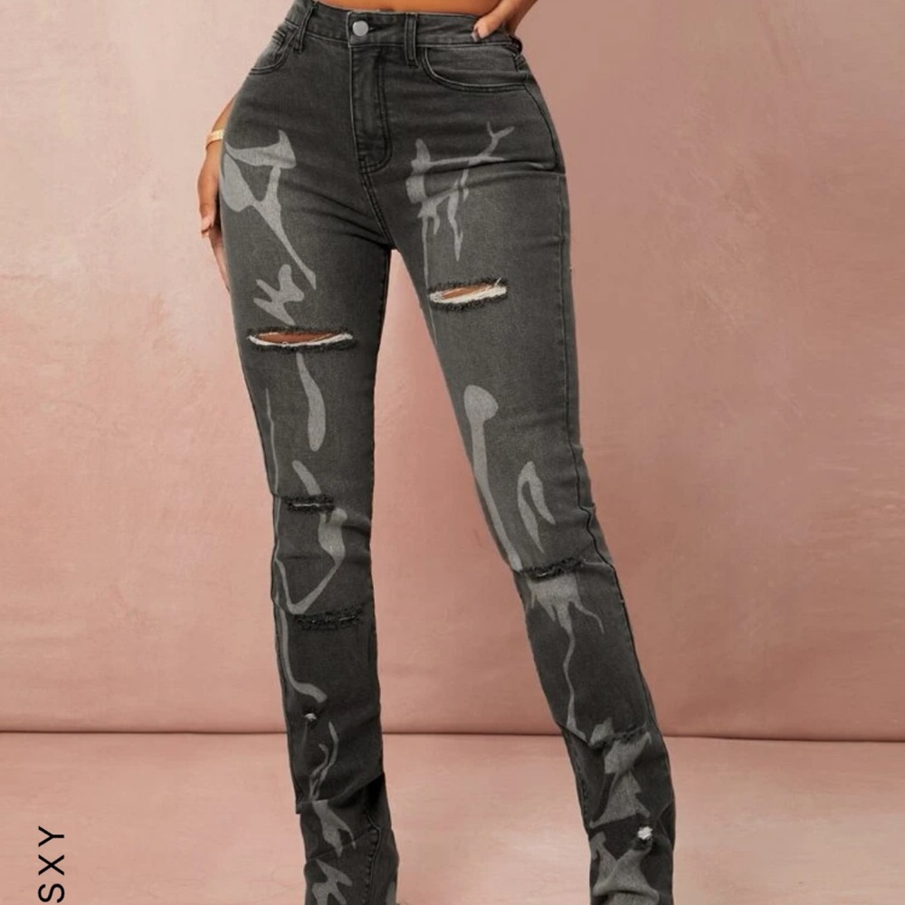 SHEIN Black High Waisted Jeans